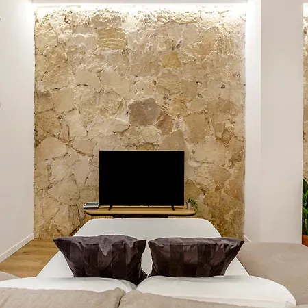 Serene With Ac And Hydromassage In * Alicante