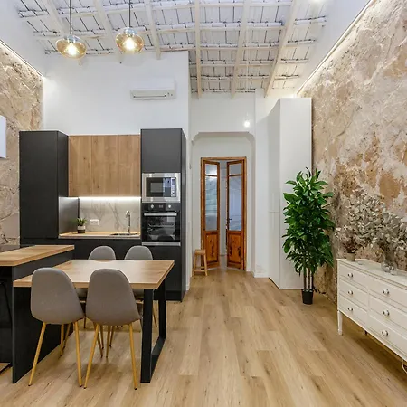 Apartment Serene With Ac And Hydromassage In
