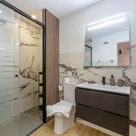 Serene With Ac And Hydromassage In 아파트 알리칸테